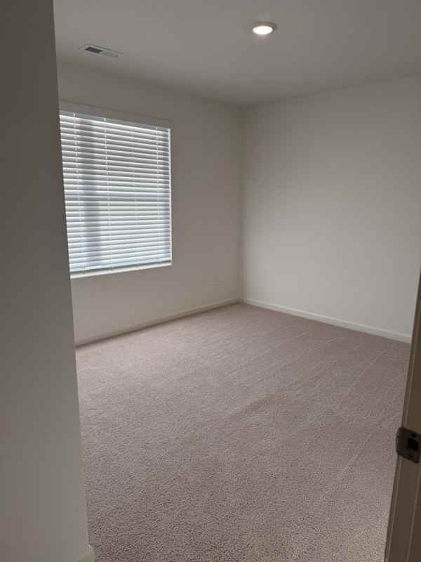 317 Oakmont Cir - Photo 6 of 19