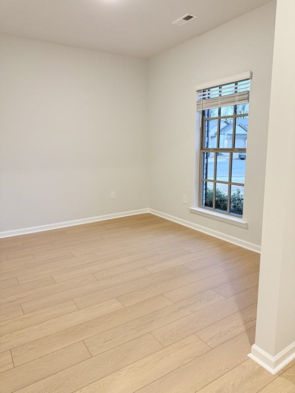 130 Willow Ln - Photo 7 of 20