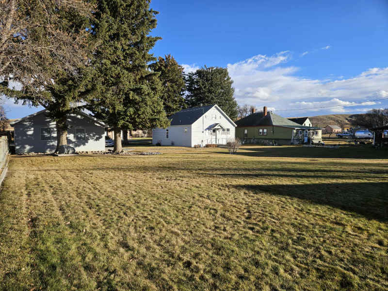 17 Walnut - Photo 3 of 8