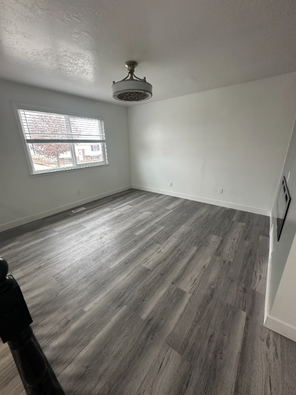 6568 Sw - Photo 5 of 10