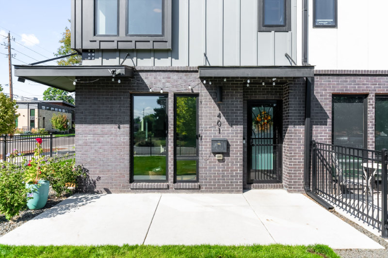 1401 Yates St - Photo 3 of 20