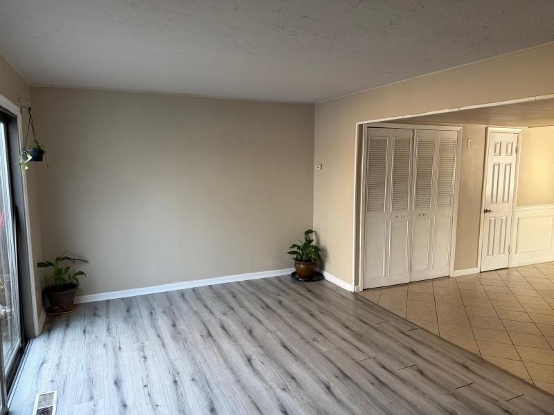 8 Fireside Ct - Photo 4 of 8