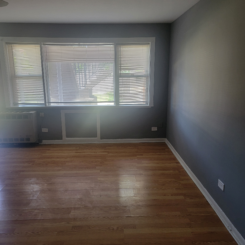 9915 S Wood St #8 - Photo 2 of 6