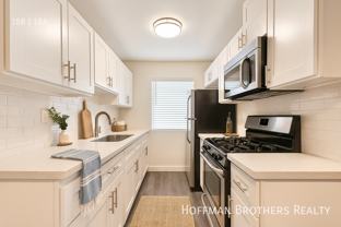 5128 De Longpre Ave #7 - Photo 1 of 1