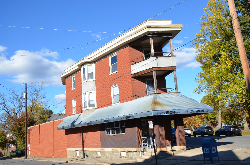 901 Hepburn St #3 - Photo 4 of 17