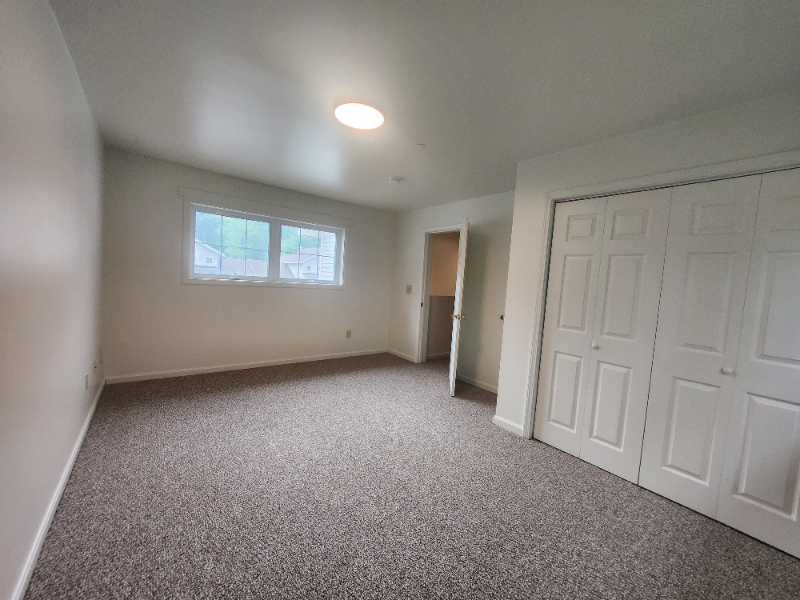 12 Starflower Ln - Photo 3 of 11