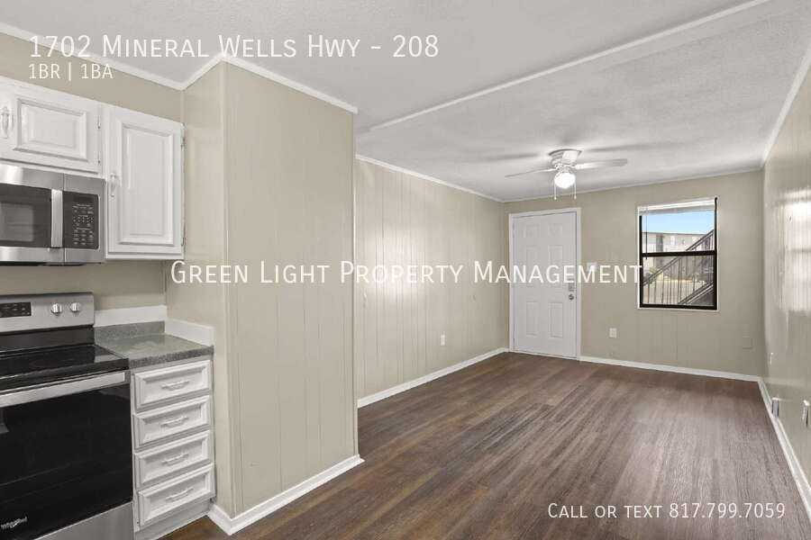 1702 Mineral Wells Hwy #208 - Photo 4 of 11
