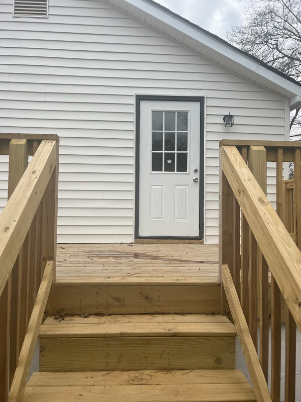 728 Rodey Ave - Photo 7 of 14