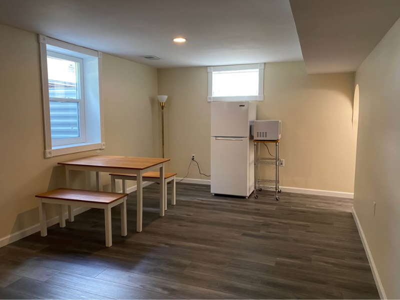 2432 Burns Ave - Photo 6 of 19