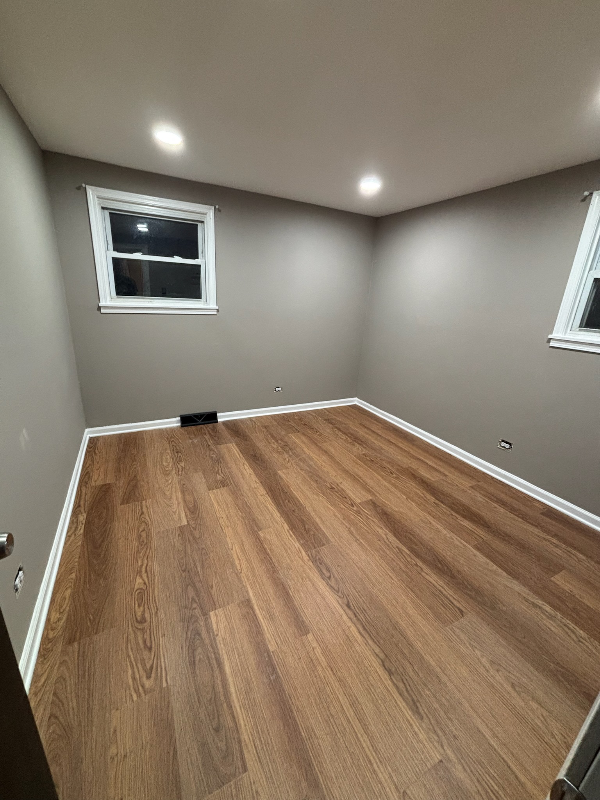 11741 S Laflin St - Photo 4 of 13