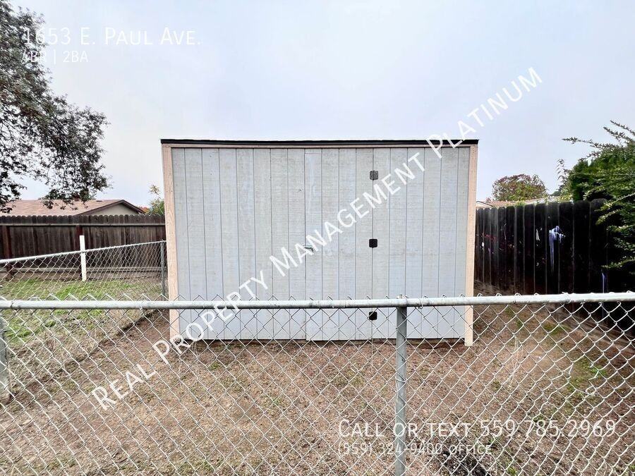 1653 E Paul Ave - Photo 7 of 17