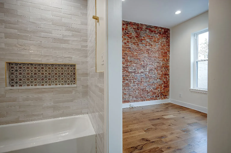 2836 W Diamond St #B207 - Photo 2 of 20