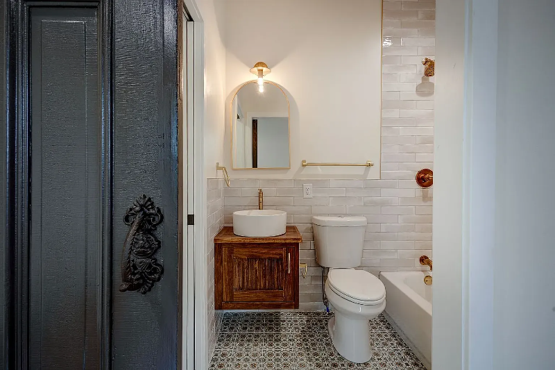 2836 W Diamond St #B207 - Photo 4 of 20