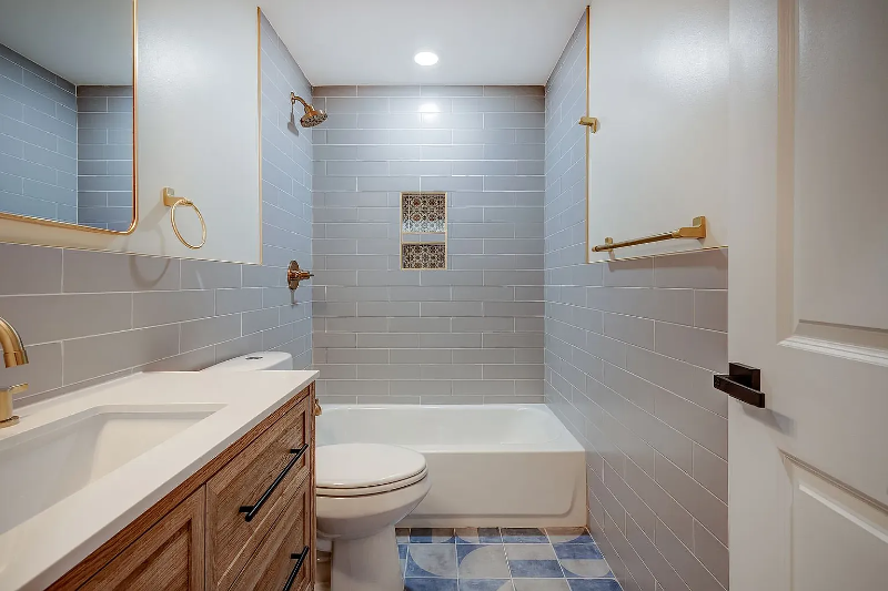 2836 W Diamond St #B207 - Photo 5 of 20