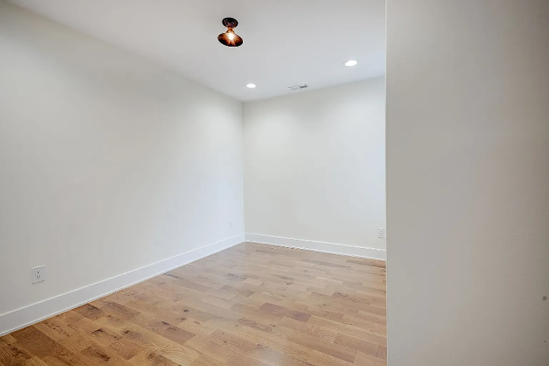 2836 W Diamond St #B207 - Photo 6 of 20