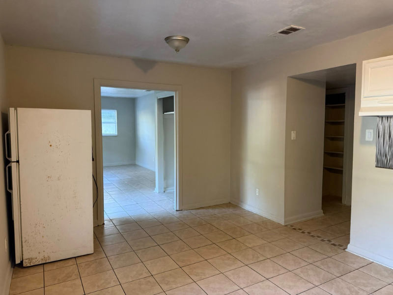 3103 Prospect St - Photo 4 of 14