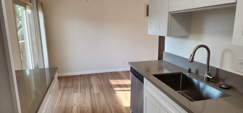 5430 Corteen Pl #25 - Photo 2 of 17