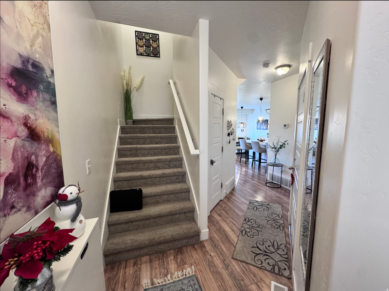 7571 N Cottage Ln - Photo 4 of 20