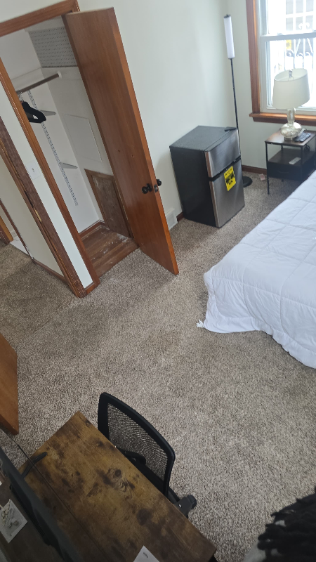 316 Halle Dr - Photo 2 of 7