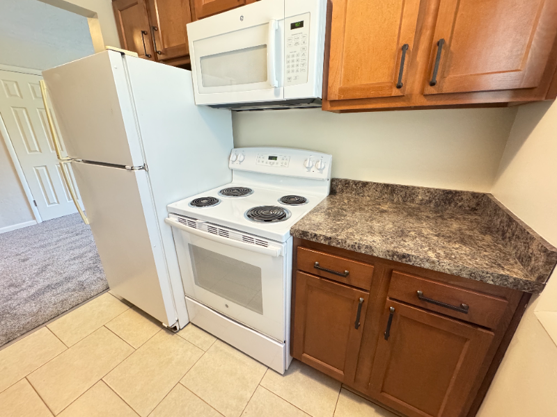 1400 S 20th St #7 - Photo 5 of 11