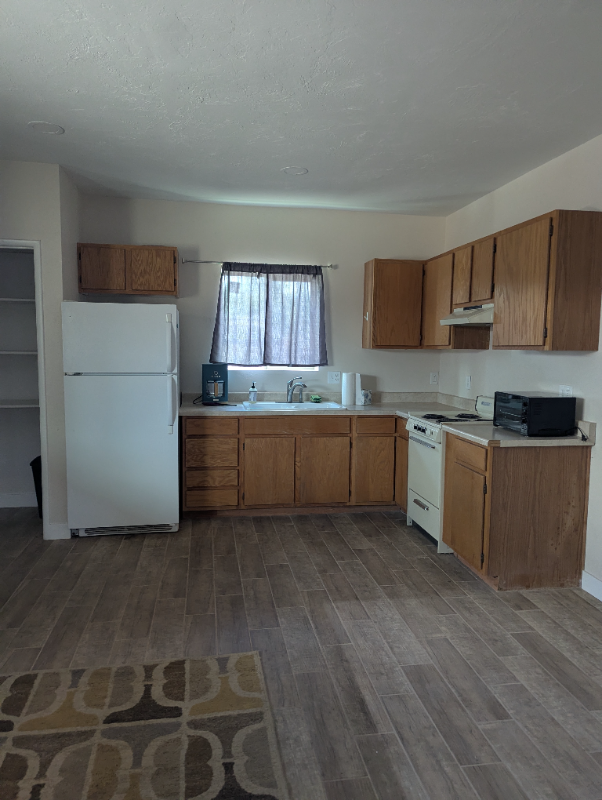 1925 N Mountain Ave #REAR - Photo 4 of 19