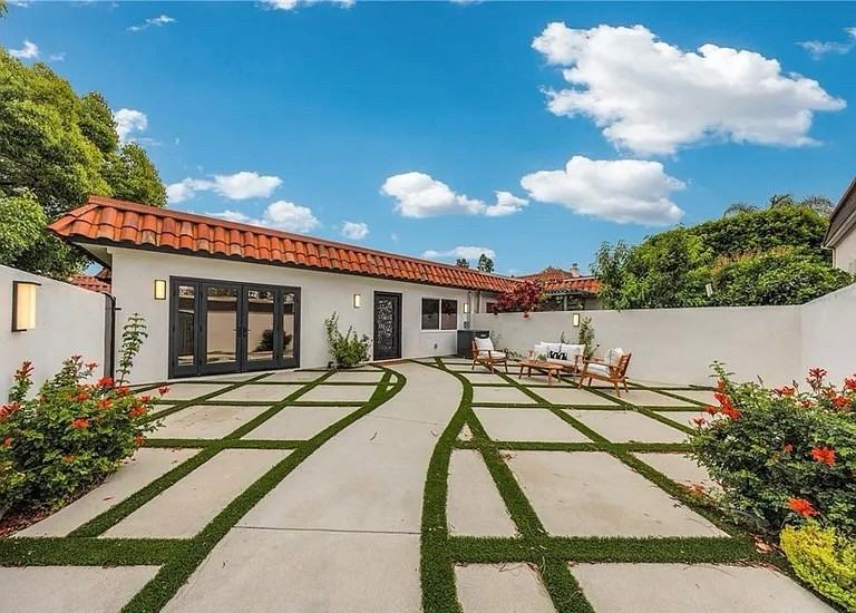 80 Seton Rd - Photo 3 of 20