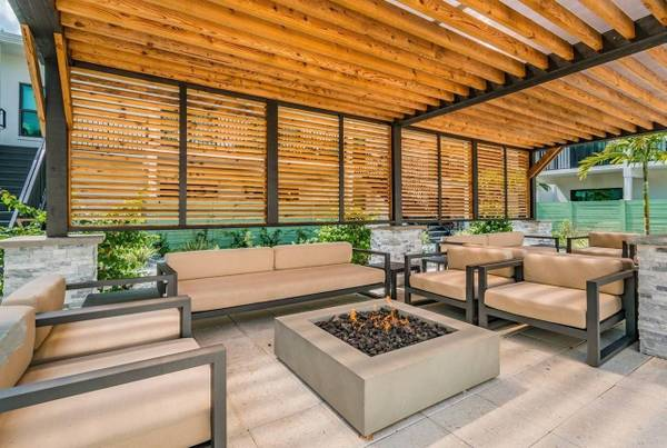 115 S Lois Ave #204 - Photo 6 of 10