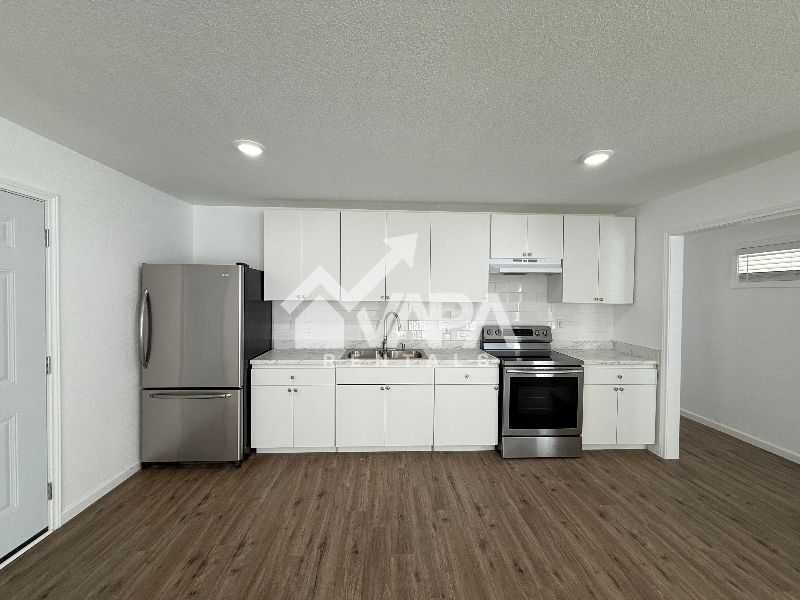 143 Huxley Dr - Photo 2 of 15