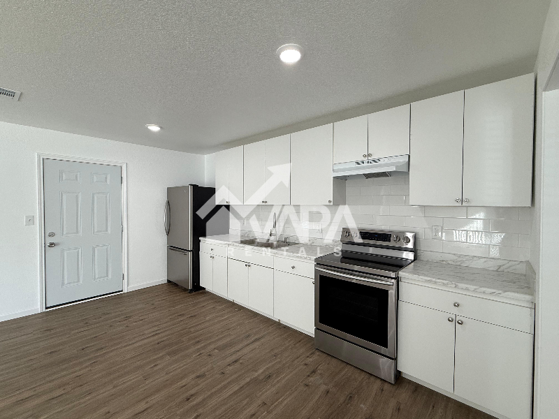 143 Huxley Dr - Photo 3 of 15