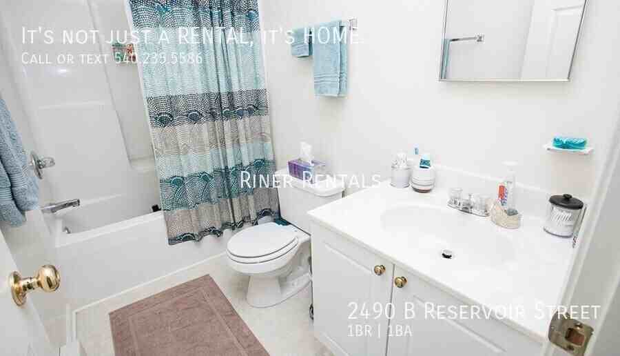 2490 Reservoir St Apt B - Photo 5 of 9