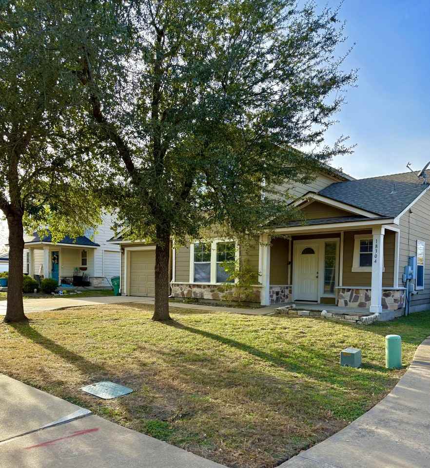 18304 Belfry Pass #1 - Photo 2 of 27