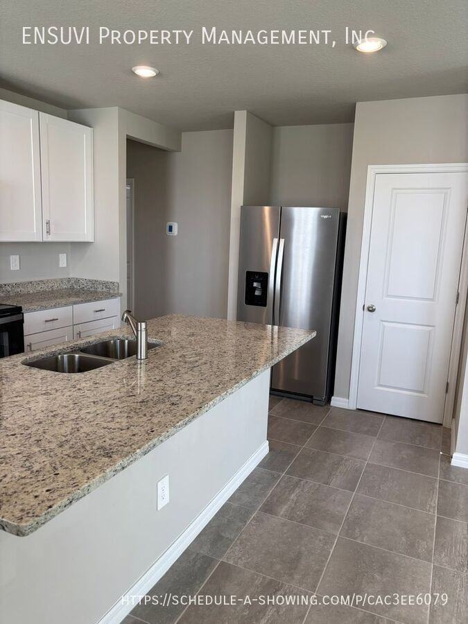 3913 Radiant Mountain Dr - Photo 6 of 39