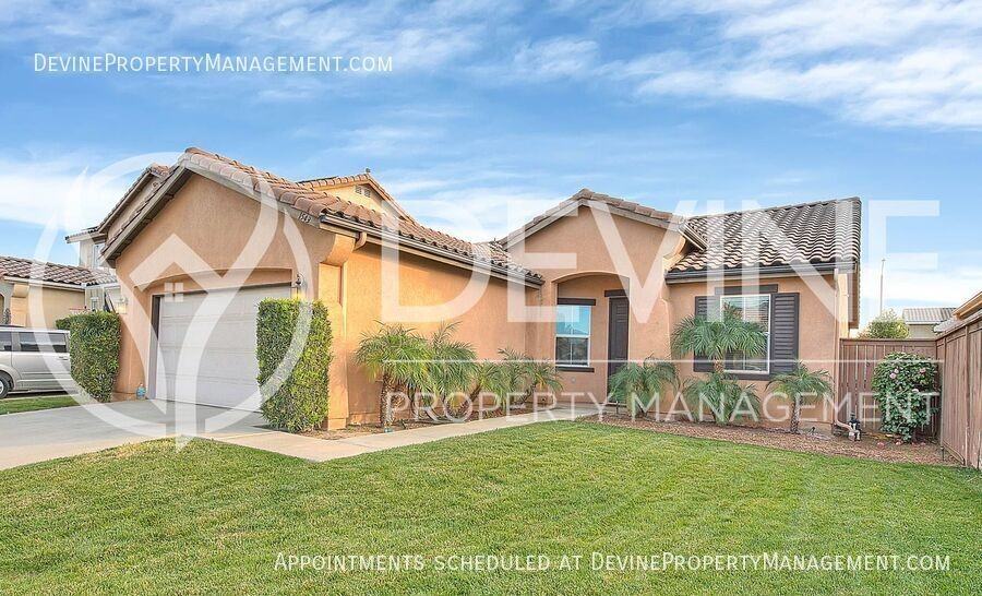 1543 Whiteoak Dr - Photo 2 of 27