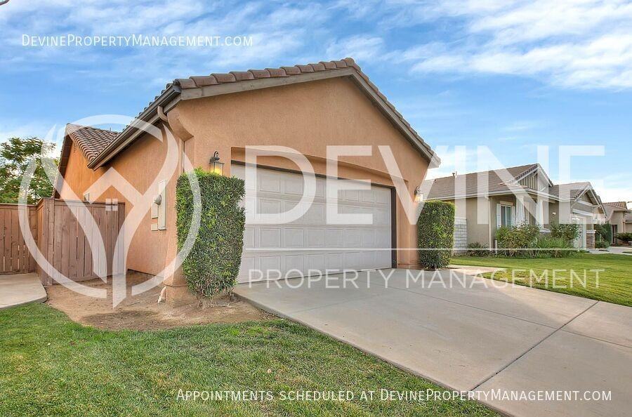 1543 Whiteoak Dr - Photo 3 of 27