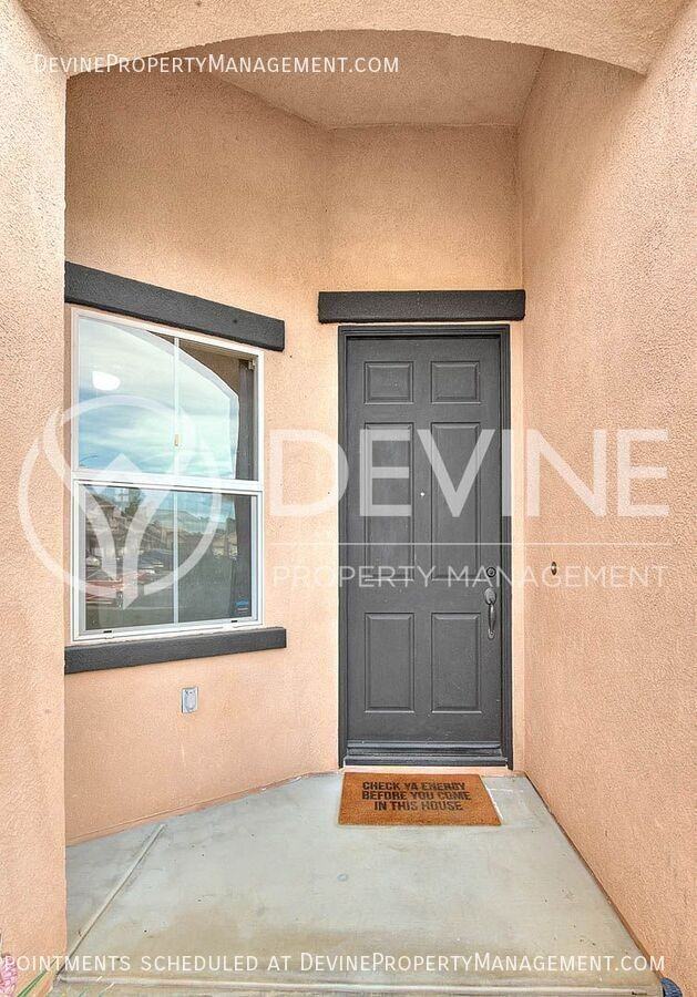 1543 Whiteoak Dr - Photo 5 of 27