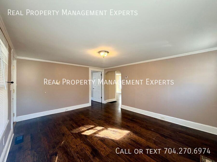 4 Hickory St Sw - Photo 7 of 12