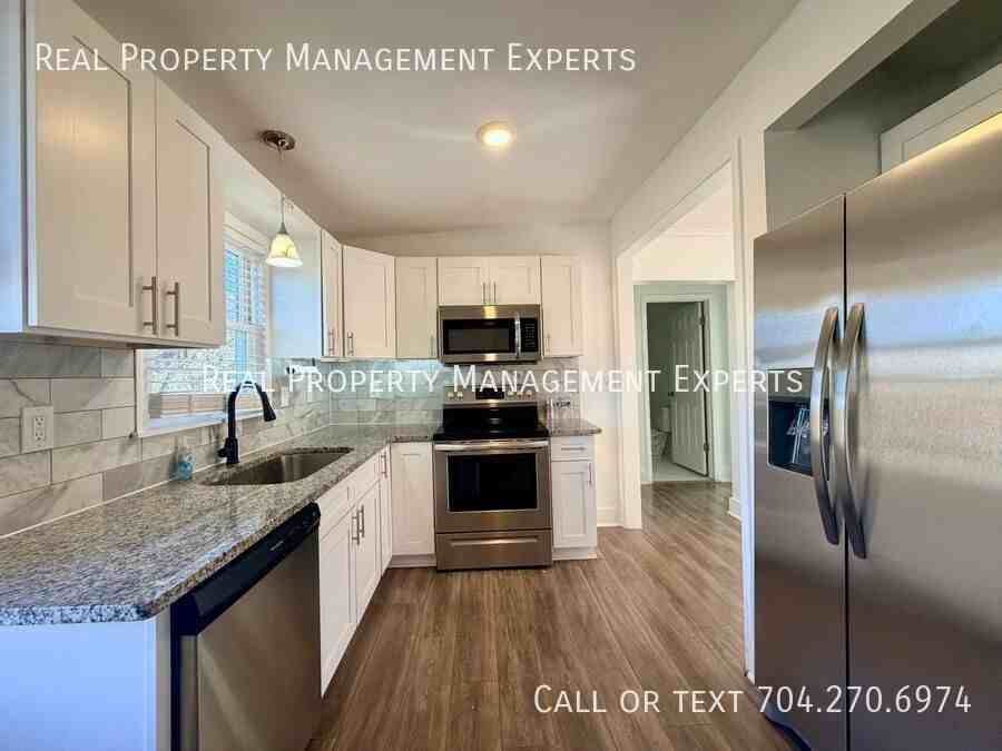 903 Michigan St - Photo 3 of 16