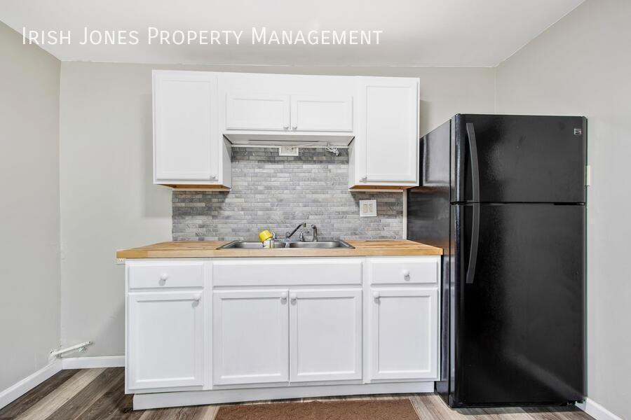 94 Edson St - Photo 2 of 11