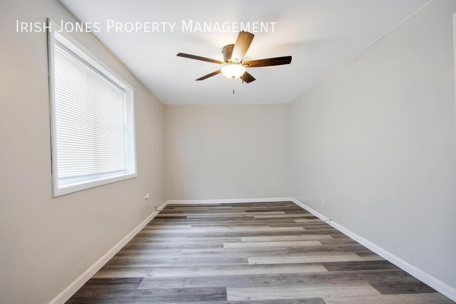 94 Edson St - Photo 4 of 11