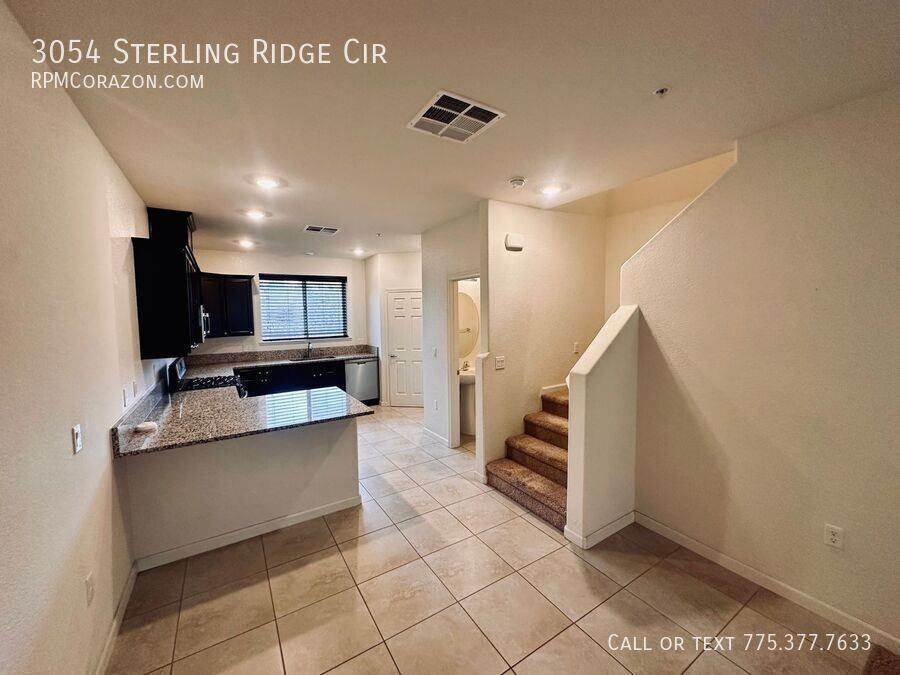 3054 Sterling Ridge Cir - Photo 4 of 19