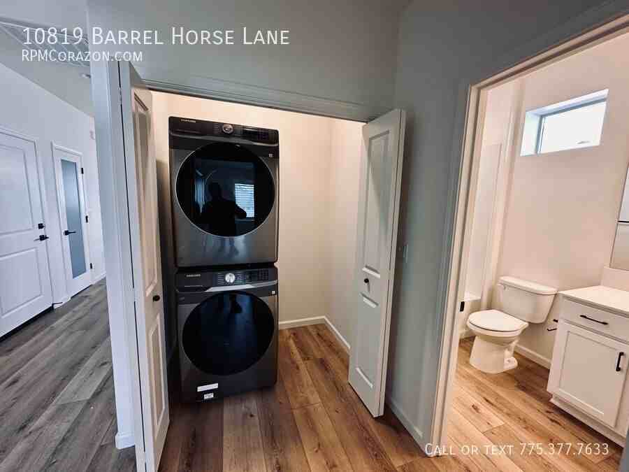 10819 Barrel Horse Ln - Photo 2 of 19