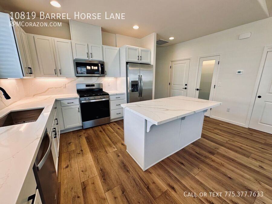 10819 Barrel Horse Ln - Photo 6 of 19