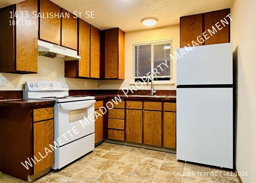 1433 Salishan St Se - Photo 4 of 16