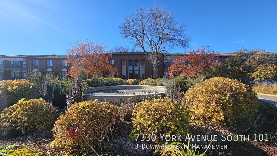 7330 York Ave S - Photo 2 of 19