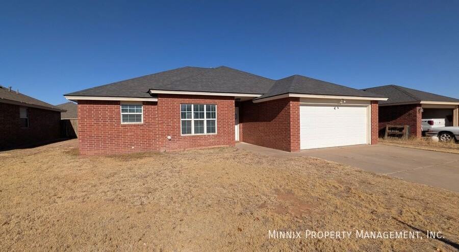 6704 9th St - Photo 2 of 7