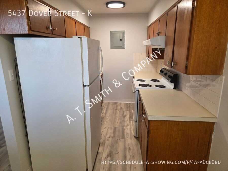 5437 Dover St #K - Photo 3 of 14