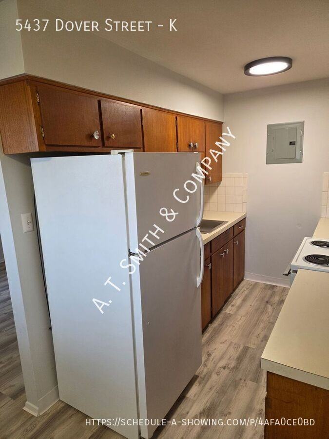 5437 Dover St #K - Photo 5 of 14