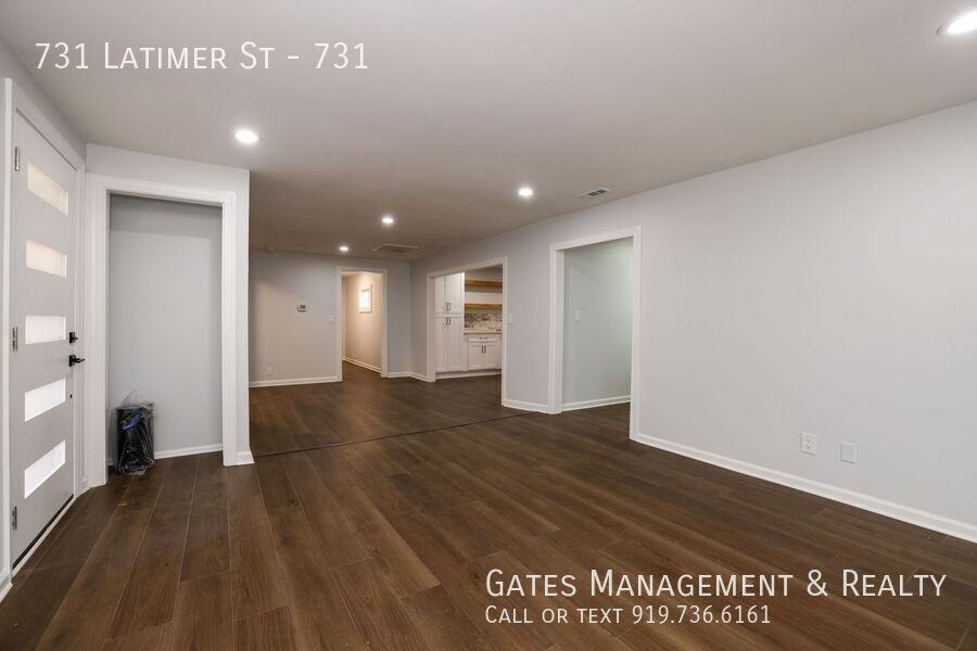 731 Latimer St #731 - Photo 7 of 36