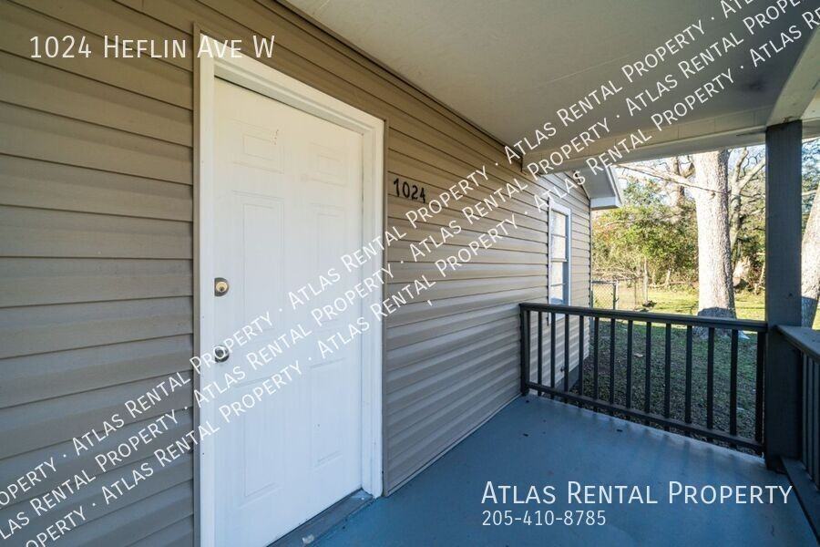 1024 Heflin Ave W - Photo 5 of 21