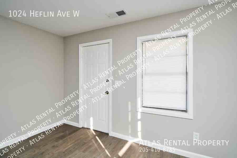 1024 Heflin Ave W - Photo 7 of 21